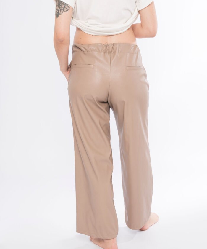 PANTALON  LAMB CUERINA greige - Imagen 4