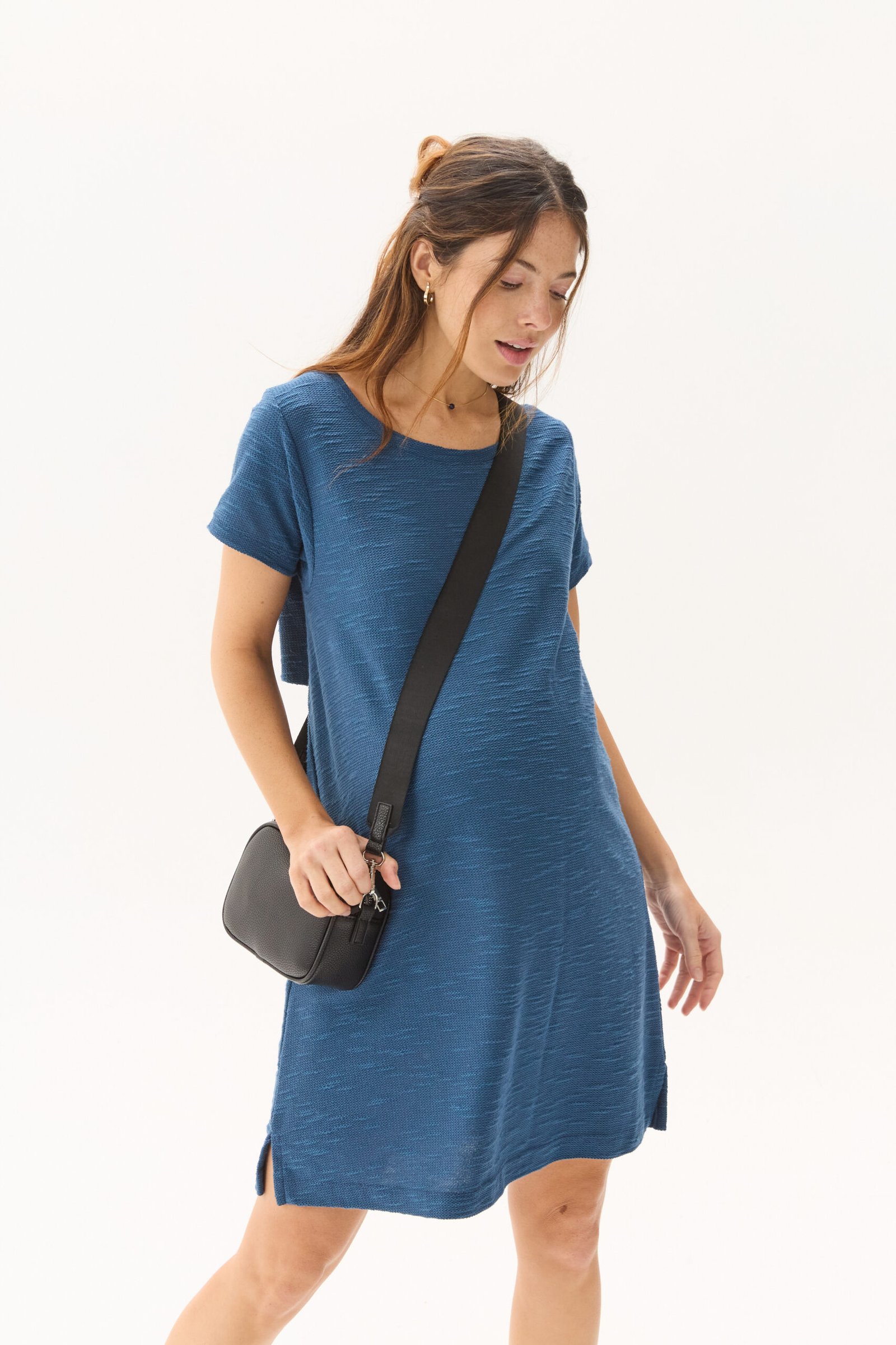 VESTIDO CUT OUT RUSTICO REVERSE petroleo - Imagen 3