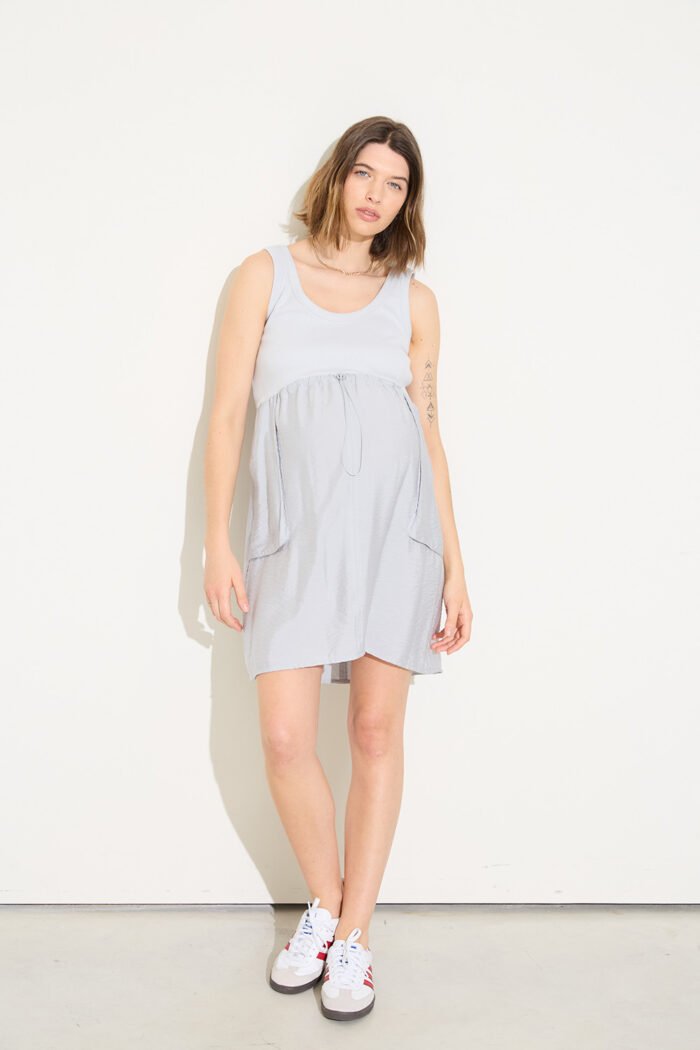 VESTIDO UTILITY POPLIN TECH celeste pálido - Imagen 3